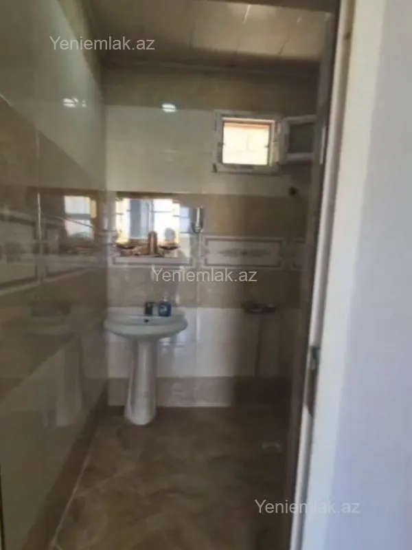 Satılır 2 otaqlı həyət evi 40 m²