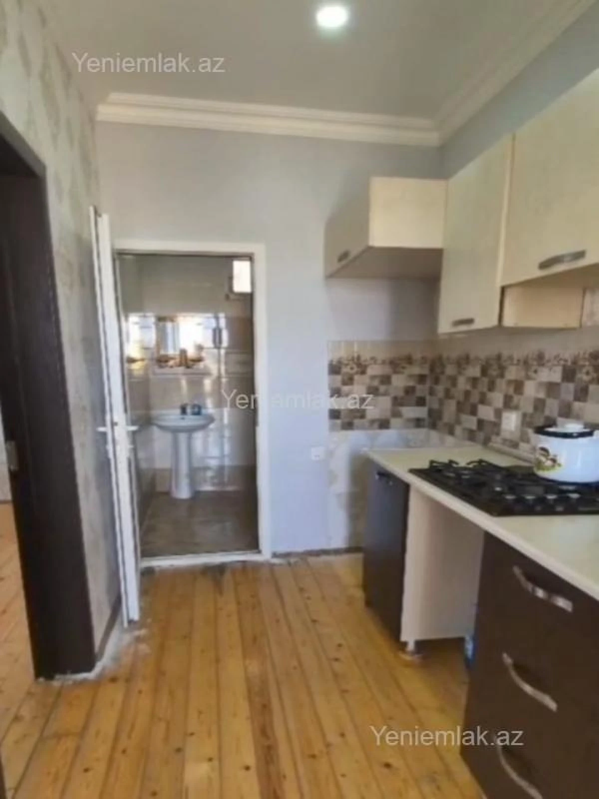 Satılır 2 otaqlı həyət evi 40 m²