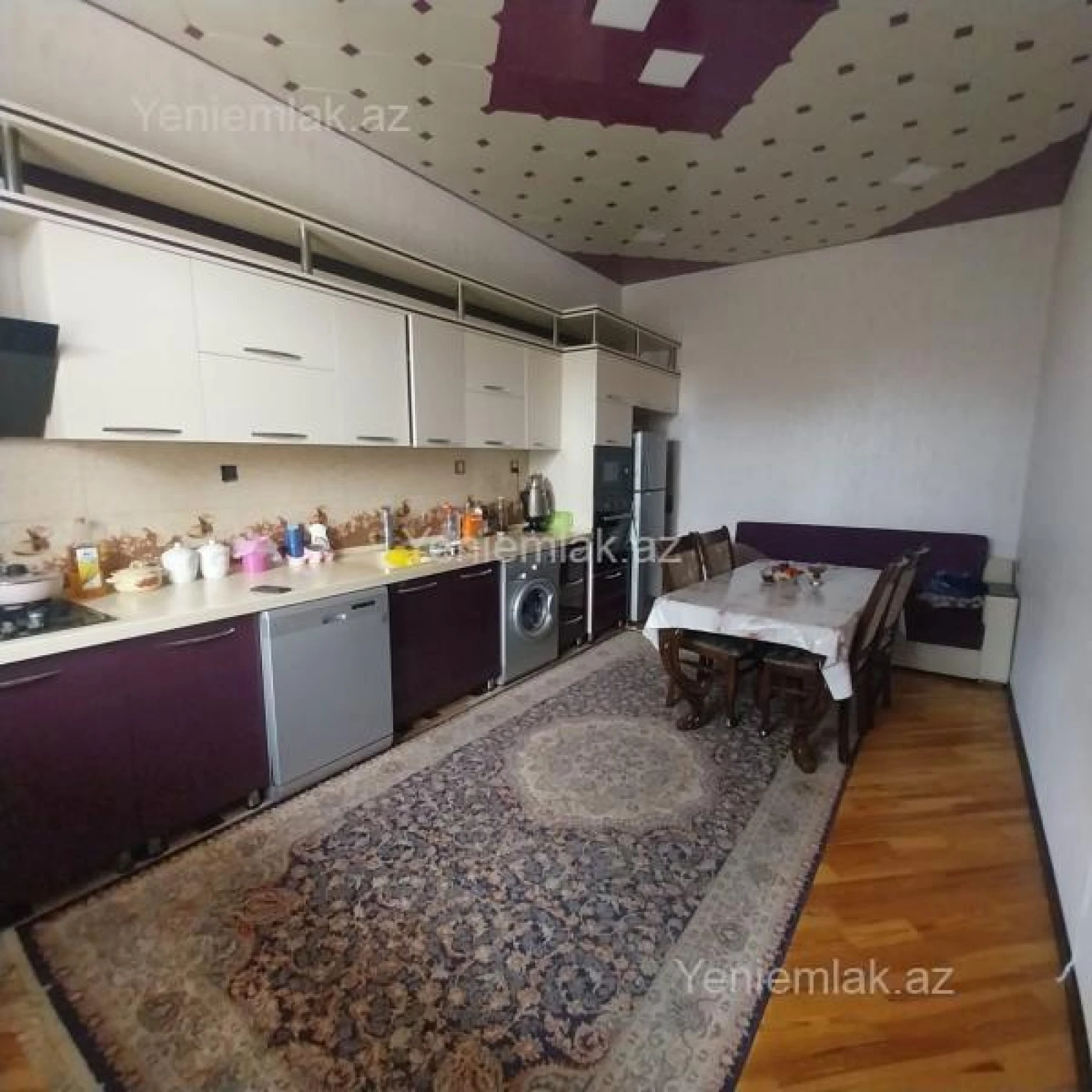 Satılır 6 otaqlı həyət evi 360 m²