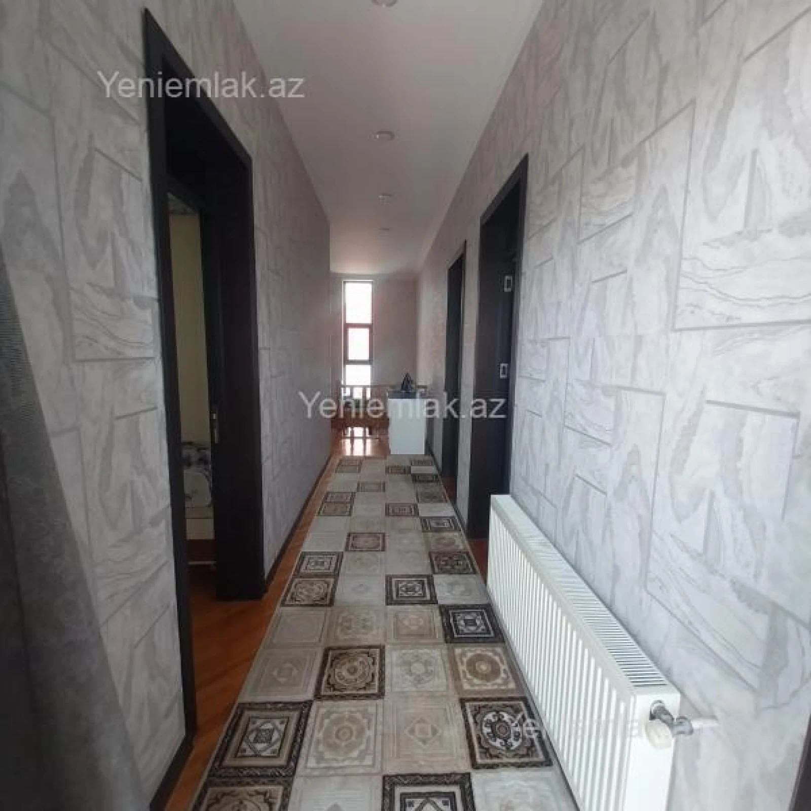 Satılır 6 otaqlı həyət evi 360 m²