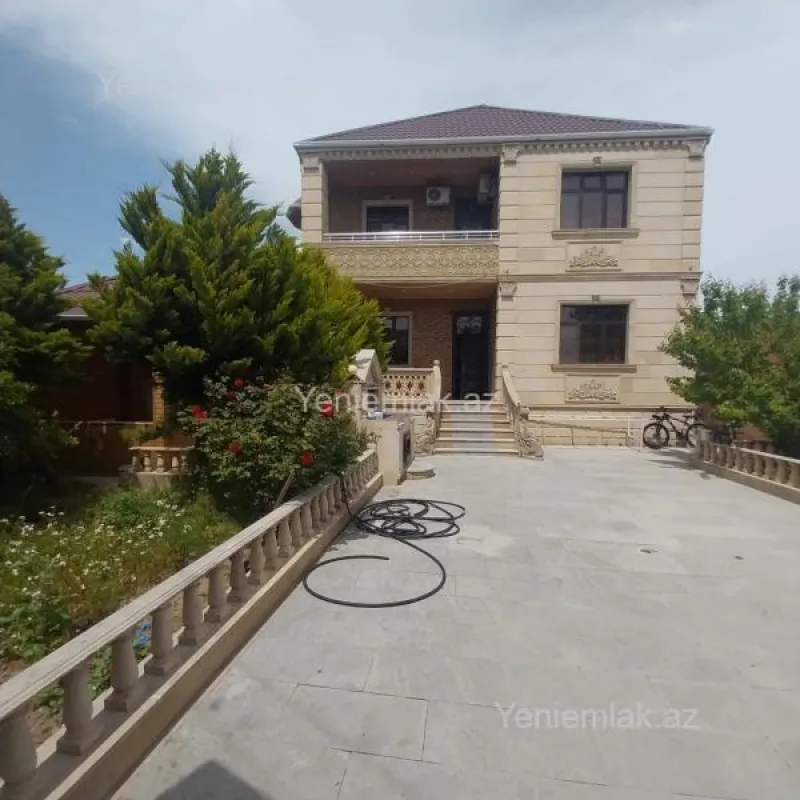 Satılır 6 otaqlı həyət evi 360 m²