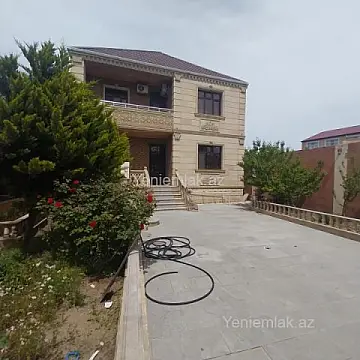 Satılır 6 otaqlı həyət evi 360 m²
