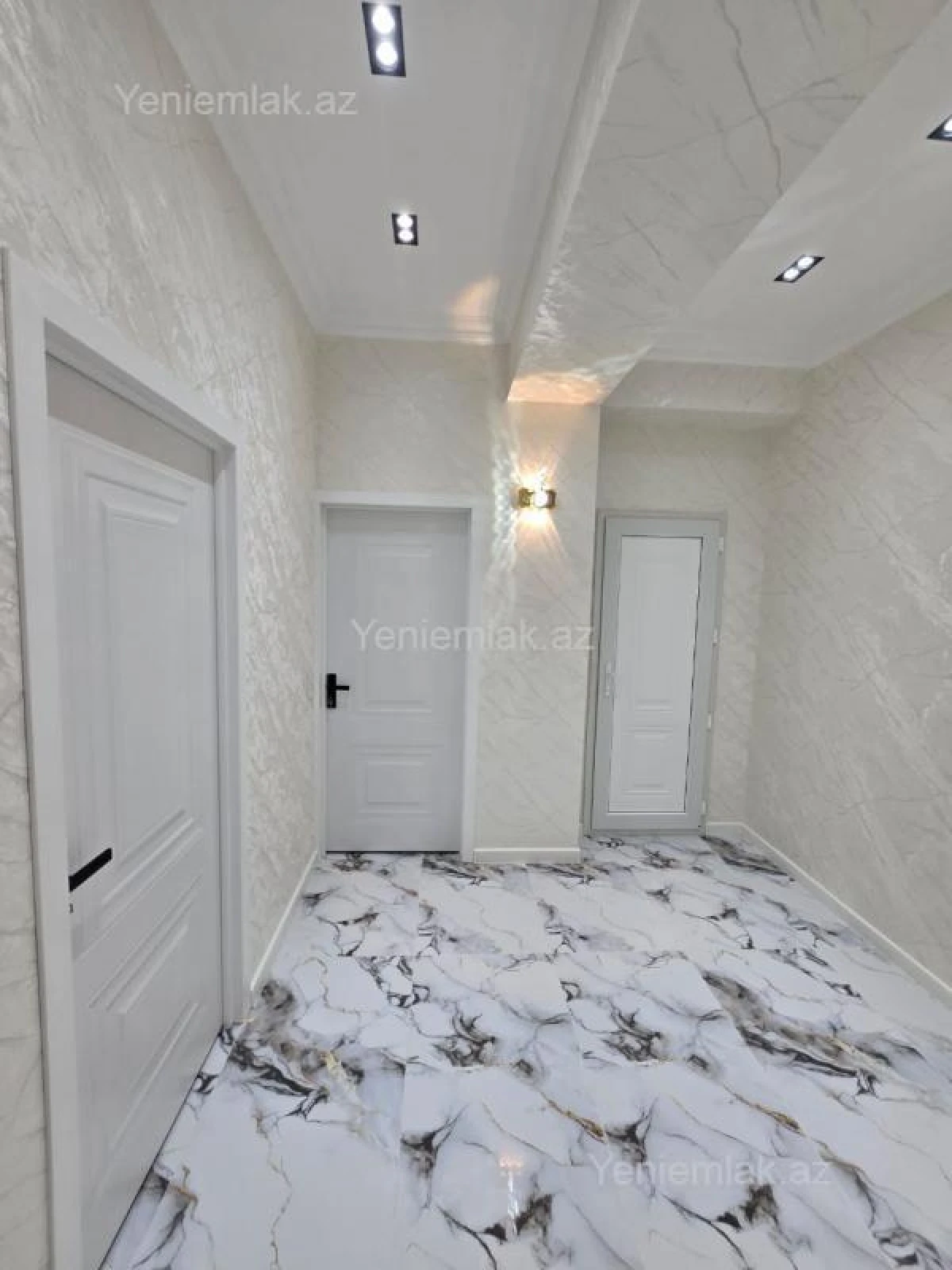 Satılır 3 otaqlı yeni tikili 95 m²