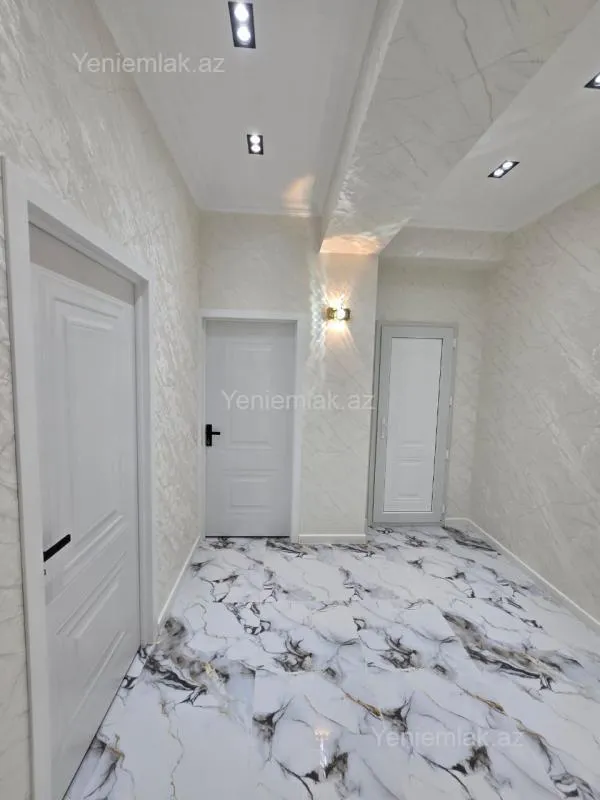 Satılır 3 otaqlı yeni tikili 95 m²