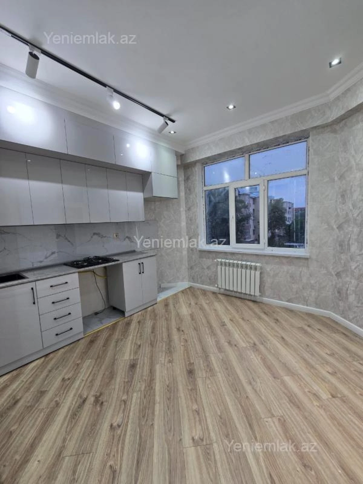 Satılır 3 otaqlı yeni tikili 95 m²