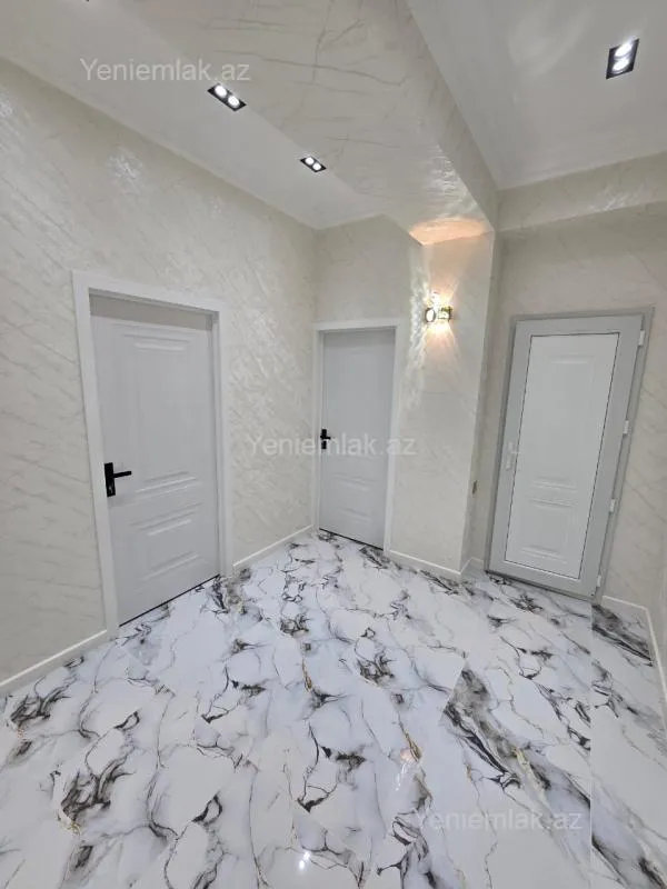 Satılır 3 otaqlı yeni tikili 95 m²