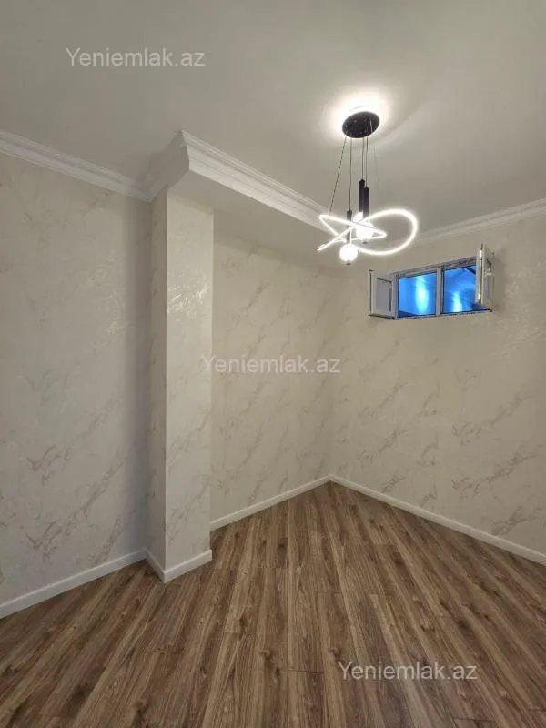 Satılır 3 otaqlı yeni tikili 95 m²
