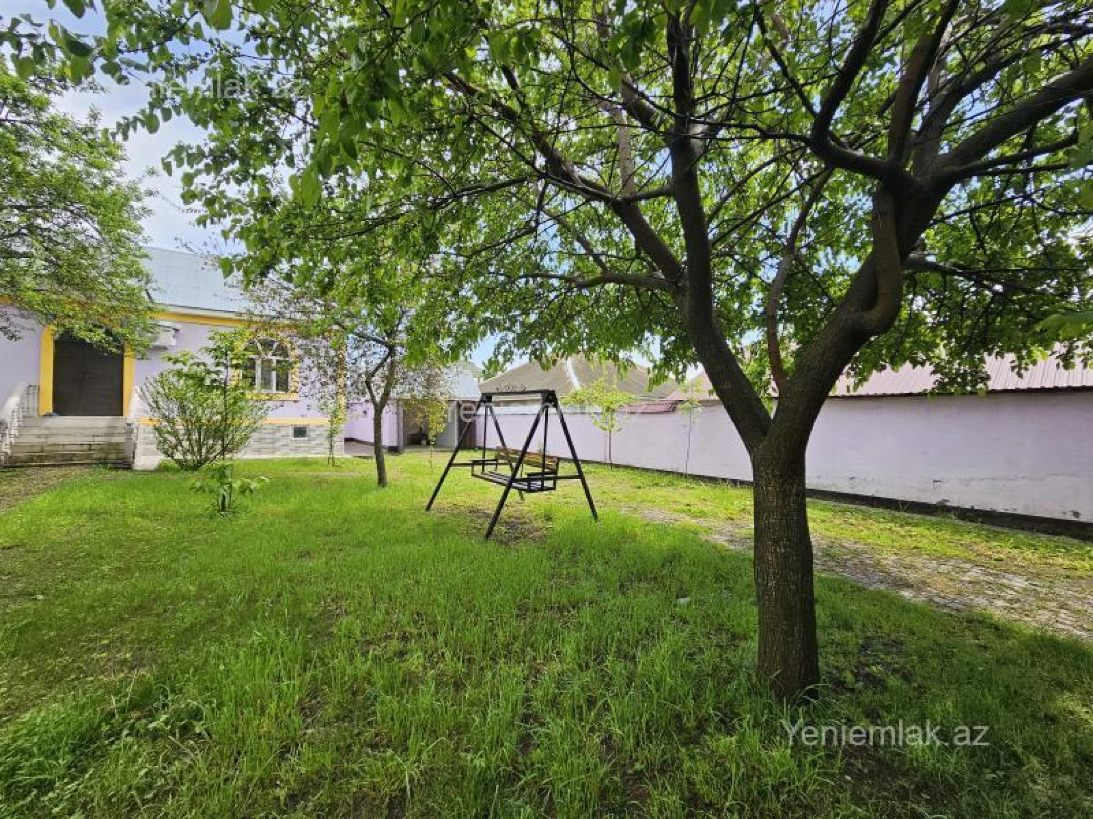 Satılır 3 otaqlı həyət evi 120 m²