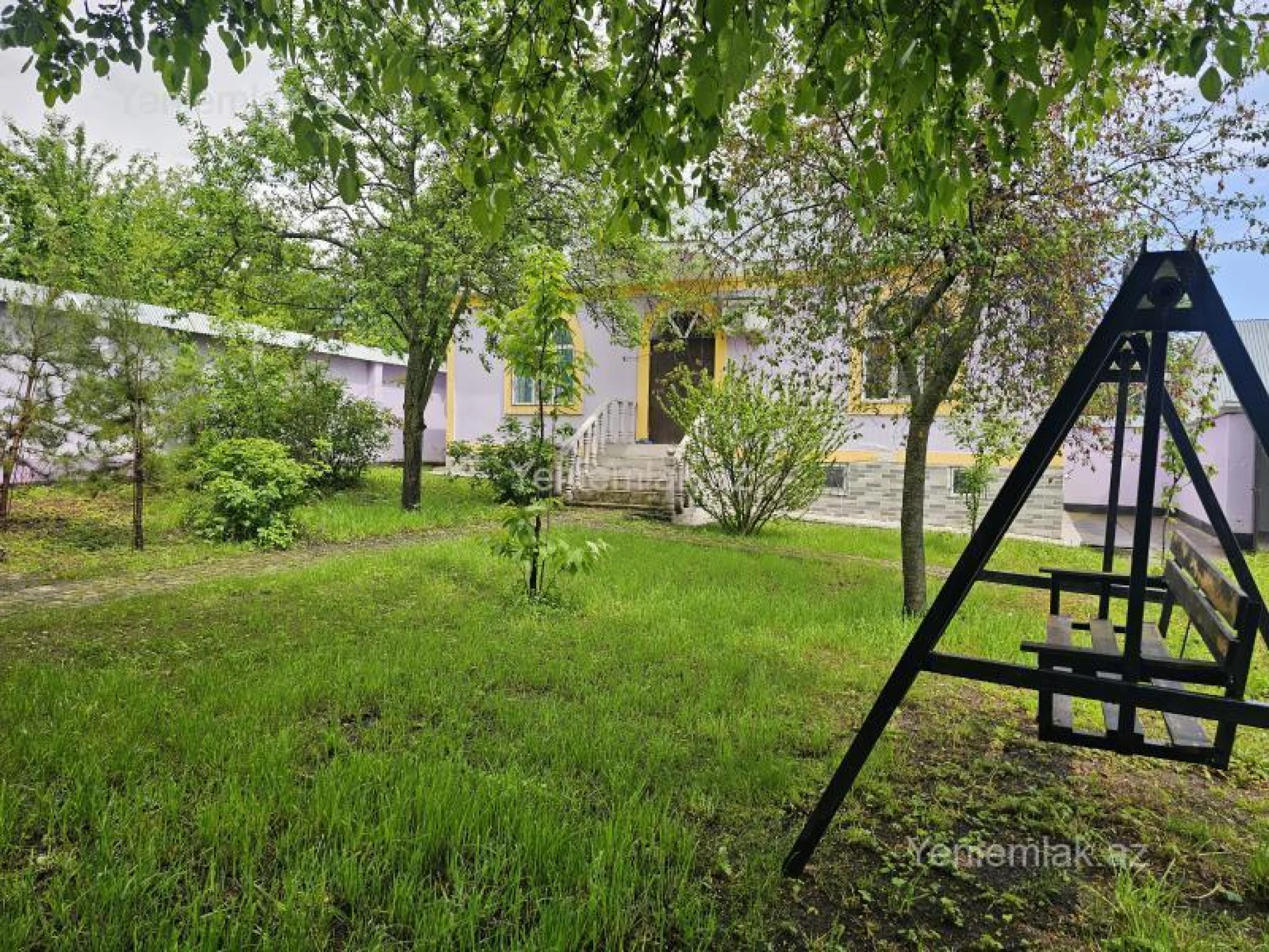 Satılır 3 otaqlı həyət evi 120 m²