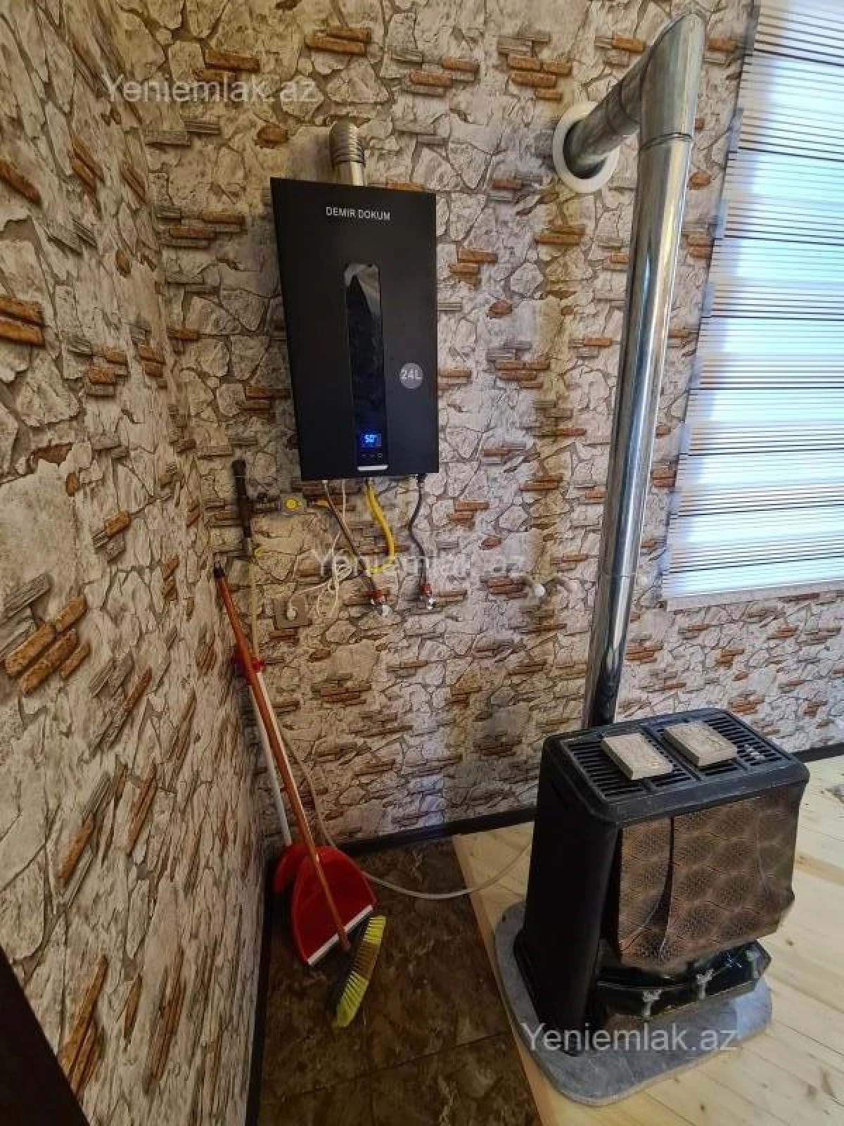 Satılır 5 otaqlı həyət evi 130 m²