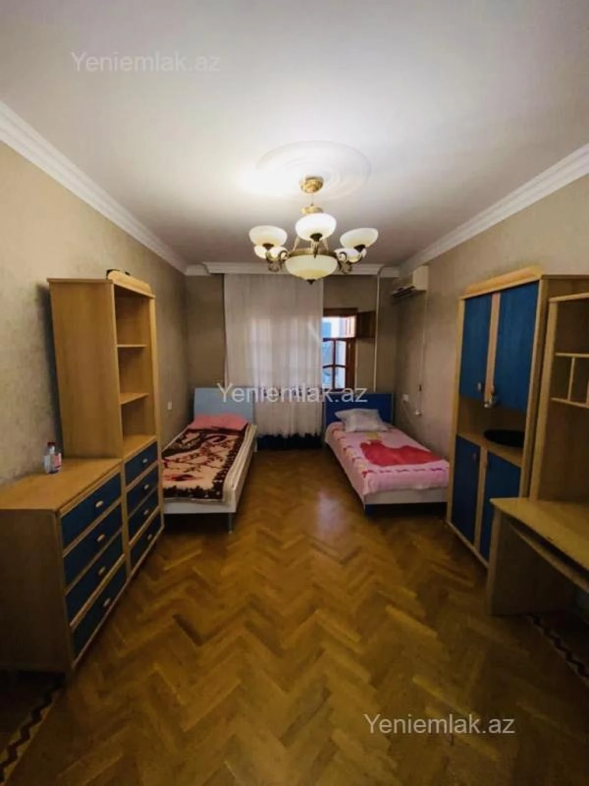 Satılır 4 otaqlı köhnə tikili 100 m²