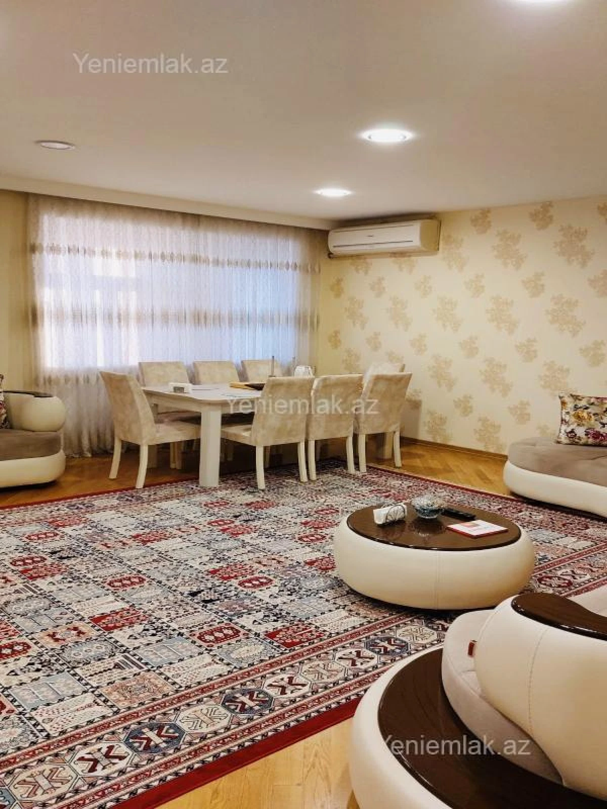 Satılır 4 otaqlı köhnə tikili 100 m²