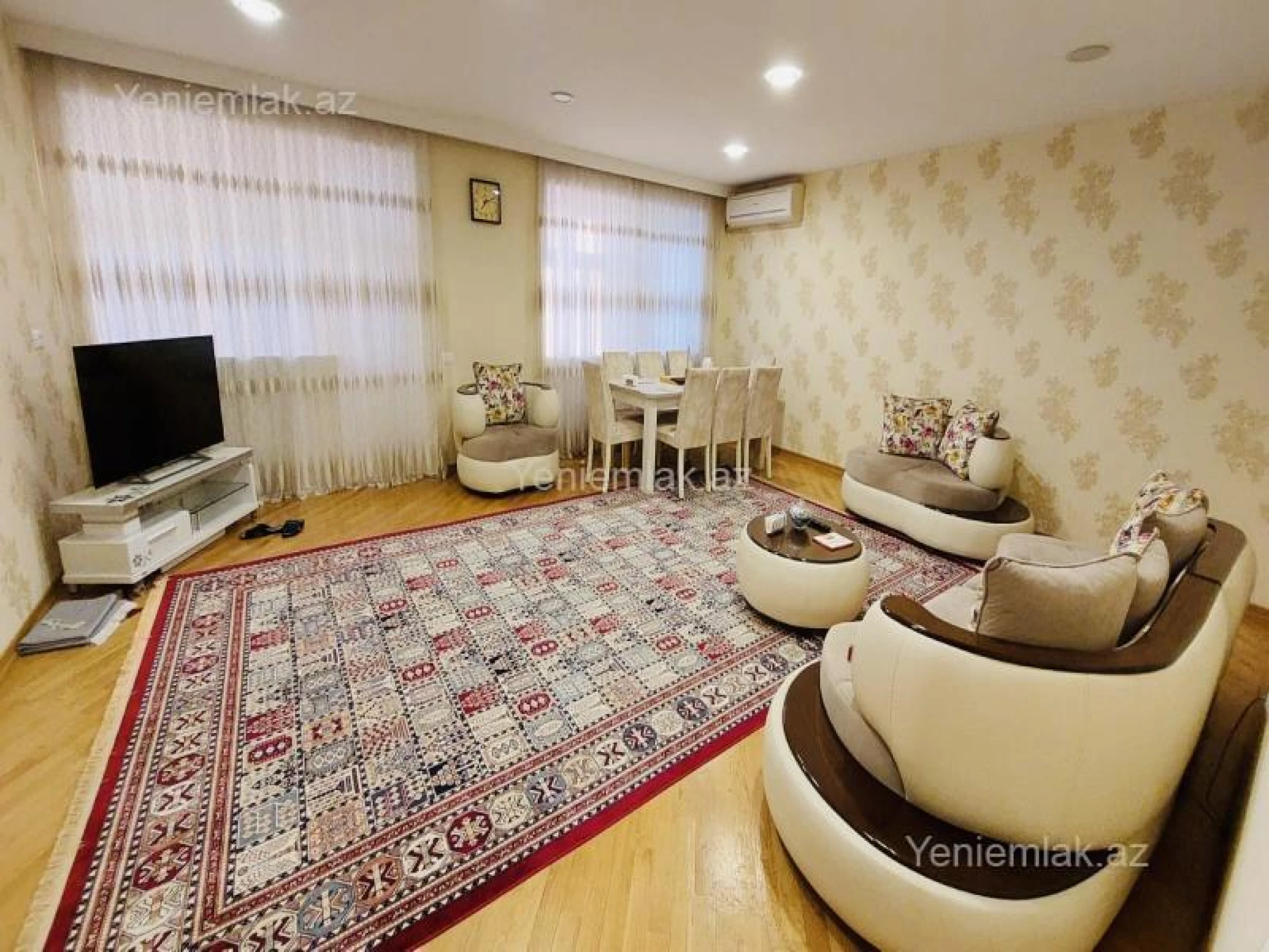 Satılır 4 otaqlı köhnə tikili 100 m²