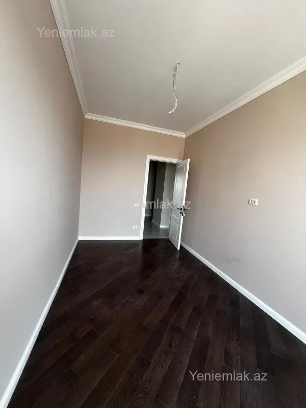 Satılır 4 otaqlı yeni tikili 121 m²