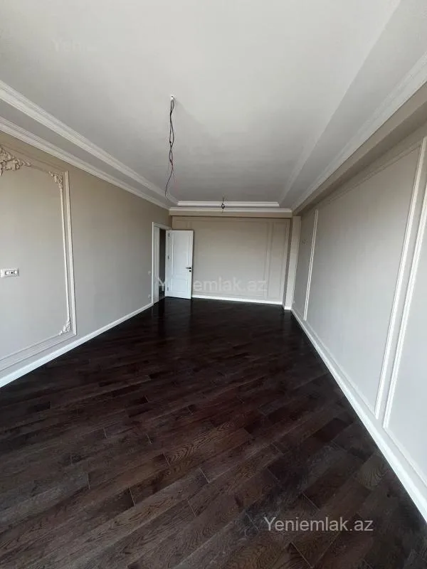 Satılır 4 otaqlı yeni tikili 121 m²