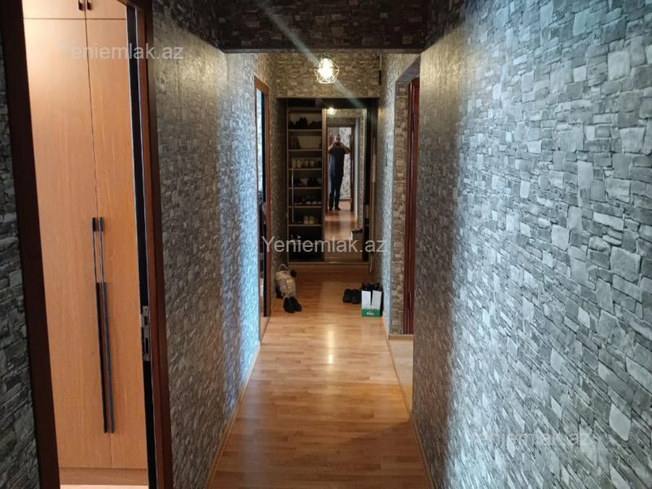 Satılır 5 otaqlı köhnə tikili 120 m²