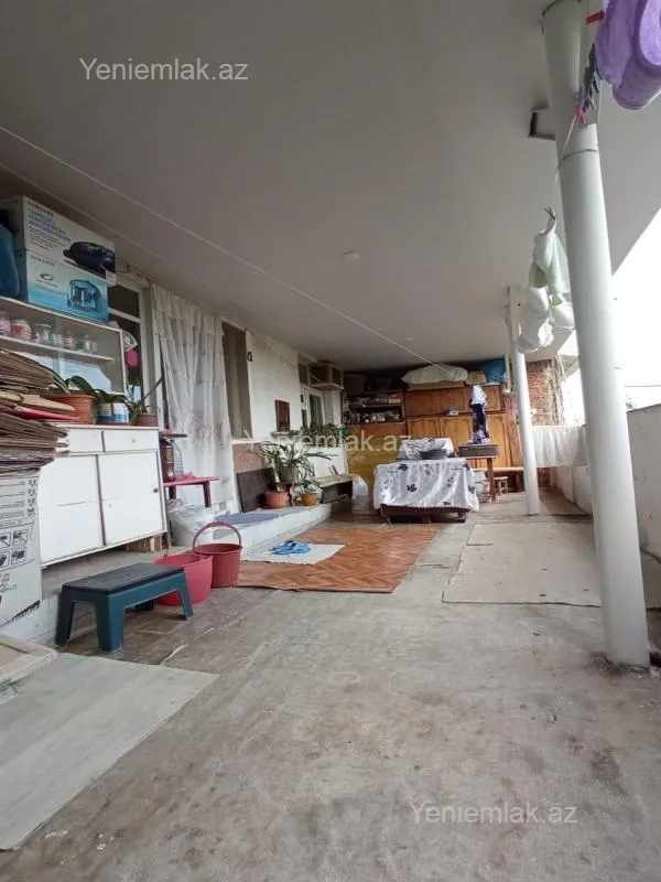 Satılır 5 otaqlı köhnə tikili 100 m²