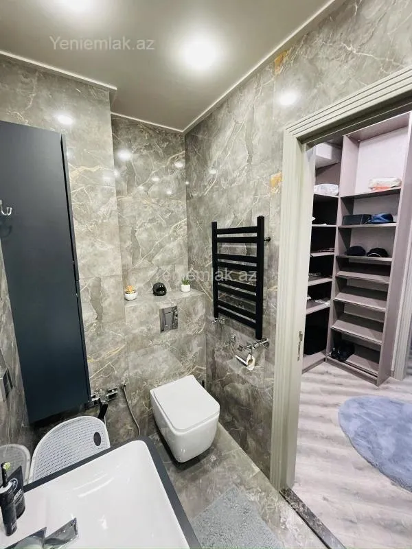 Satılır 4 otaqlı yeni tikili 136 m²