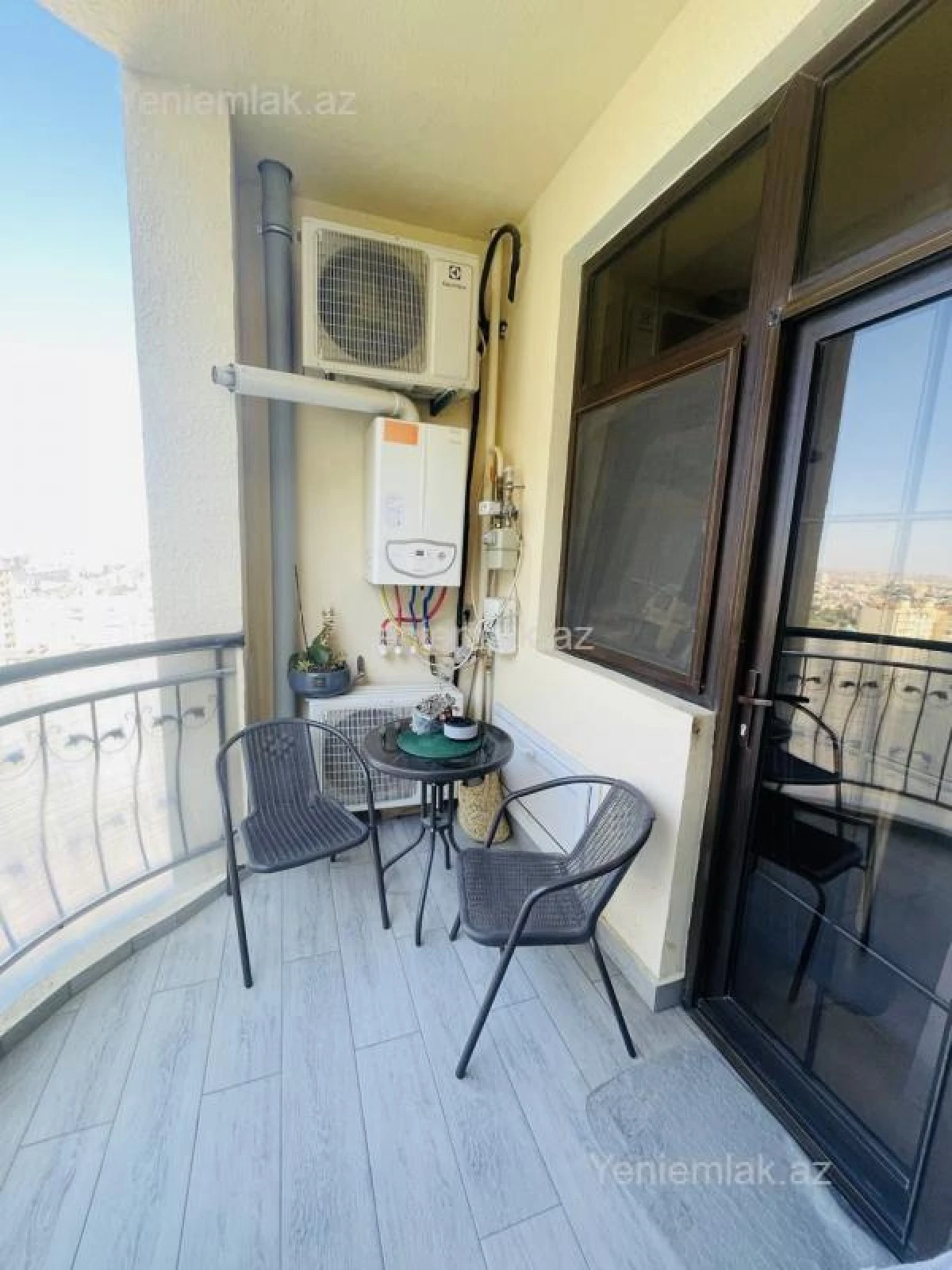 Satılır 4 otaqlı yeni tikili 136 m²