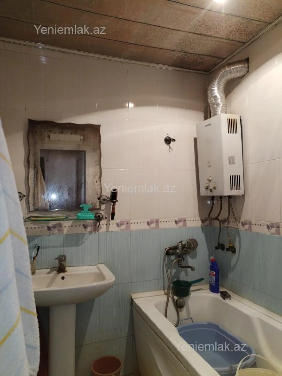 Satılır 3 otaqlı köhnə tikili 80 m²