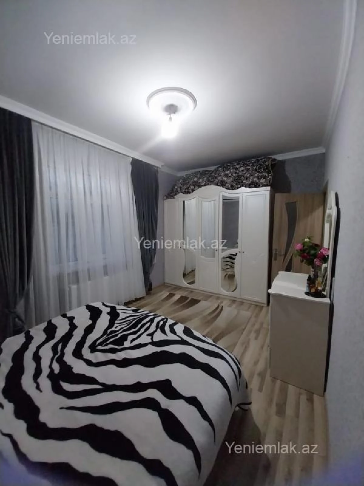 Satılır 3 otaqlı həyət evi 90 m²