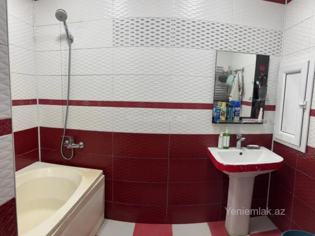 Satılır 3 otaqlı yeni tikili 88 m²