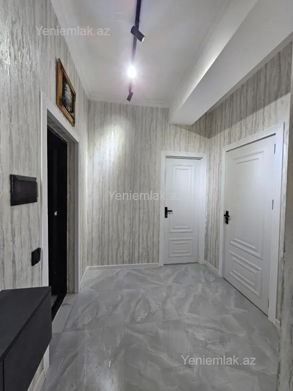Satılır 3 otaqlı yeni tikili 86 m²