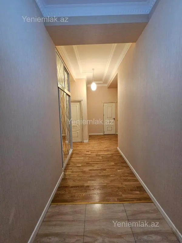 Satılır 3 otaqlı yeni tikili 96 m²