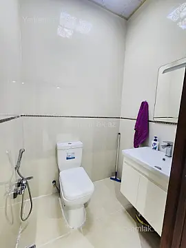 Satılır 2 otaqlı yeni tikili 89 m²