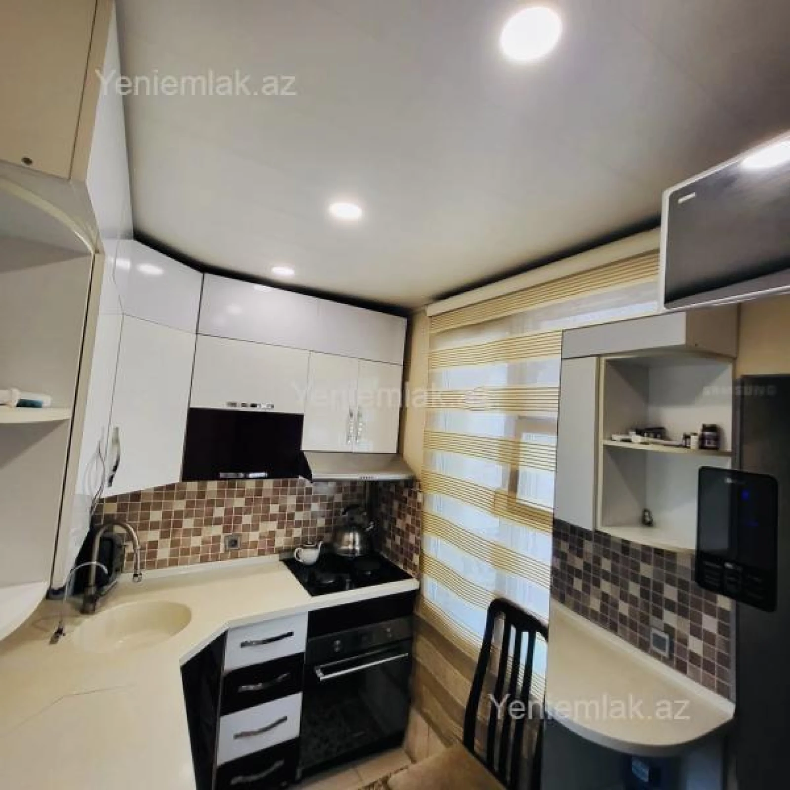 Satılır 2 otaqlı köhnə tikili 50 m²