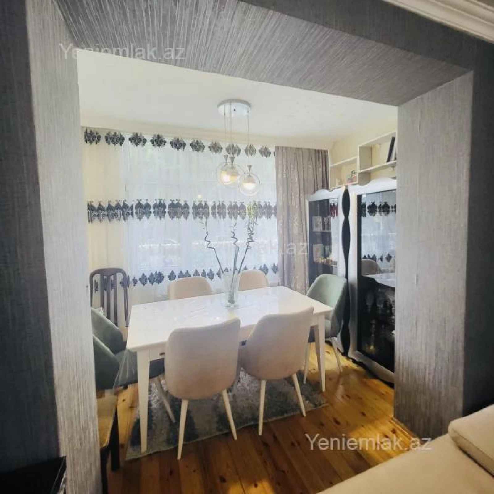 Satılır 2 otaqlı köhnə tikili 50 m²