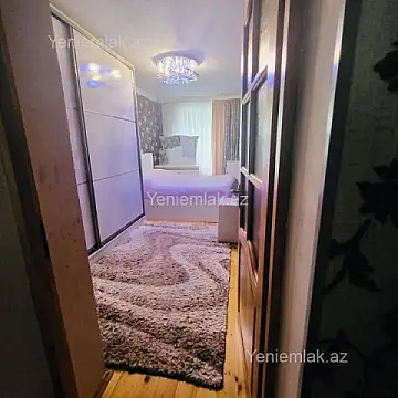 Satılır 2 otaqlı köhnə tikili 50 m²