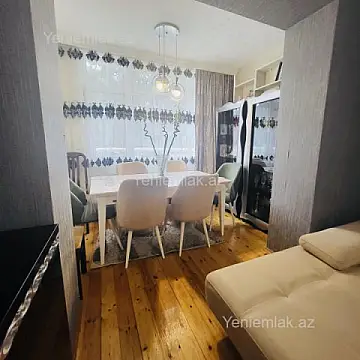 Satılır 2 otaqlı köhnə tikili 50 m²