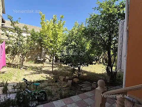Satılır 3 otaqlı həyət evi 100 m²