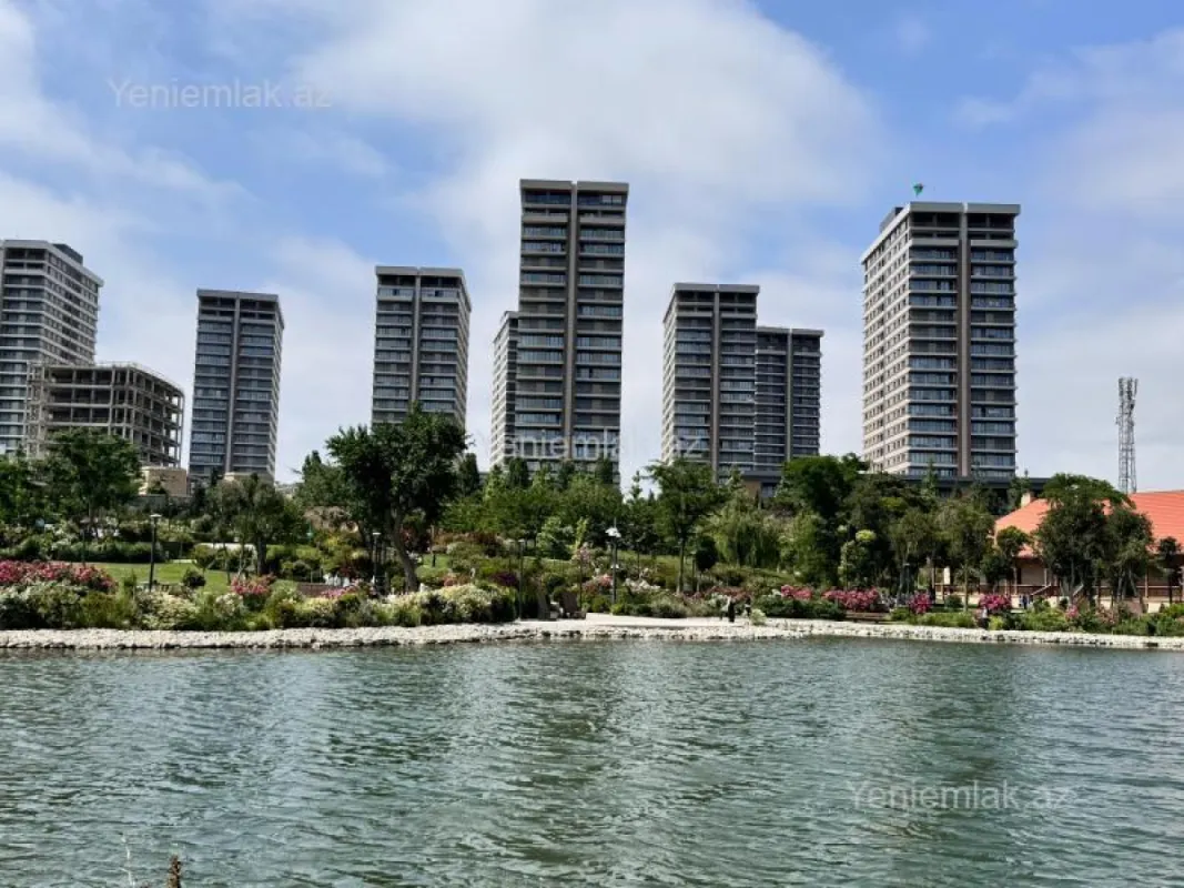 Satılır 3 otaqlı yeni tikili 163 m²