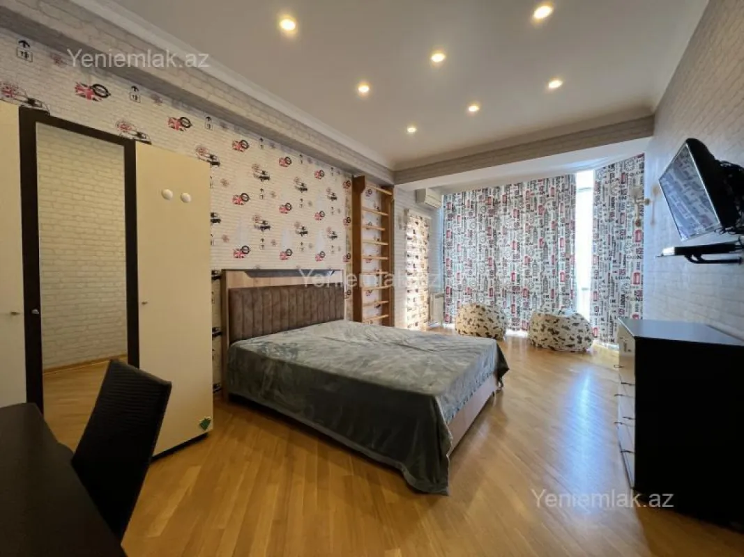 Satılır 5 otaqlı yeni tikili 285 m²