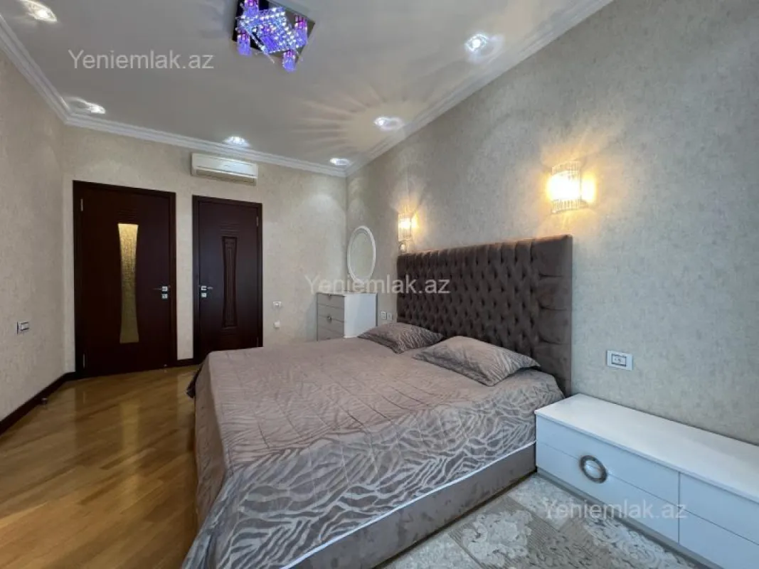 Satılır 5 otaqlı yeni tikili 285 m²