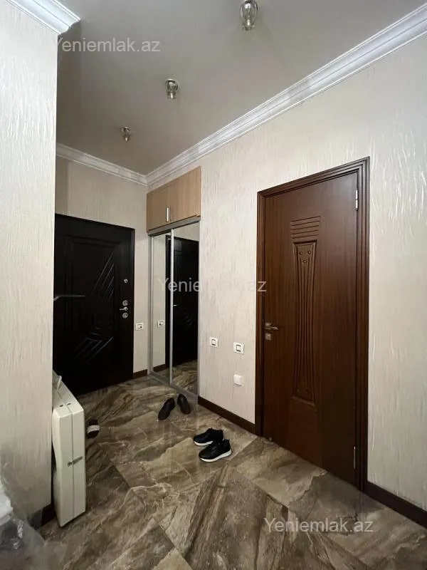 Satılır 5 otaqlı yeni tikili 285 m²