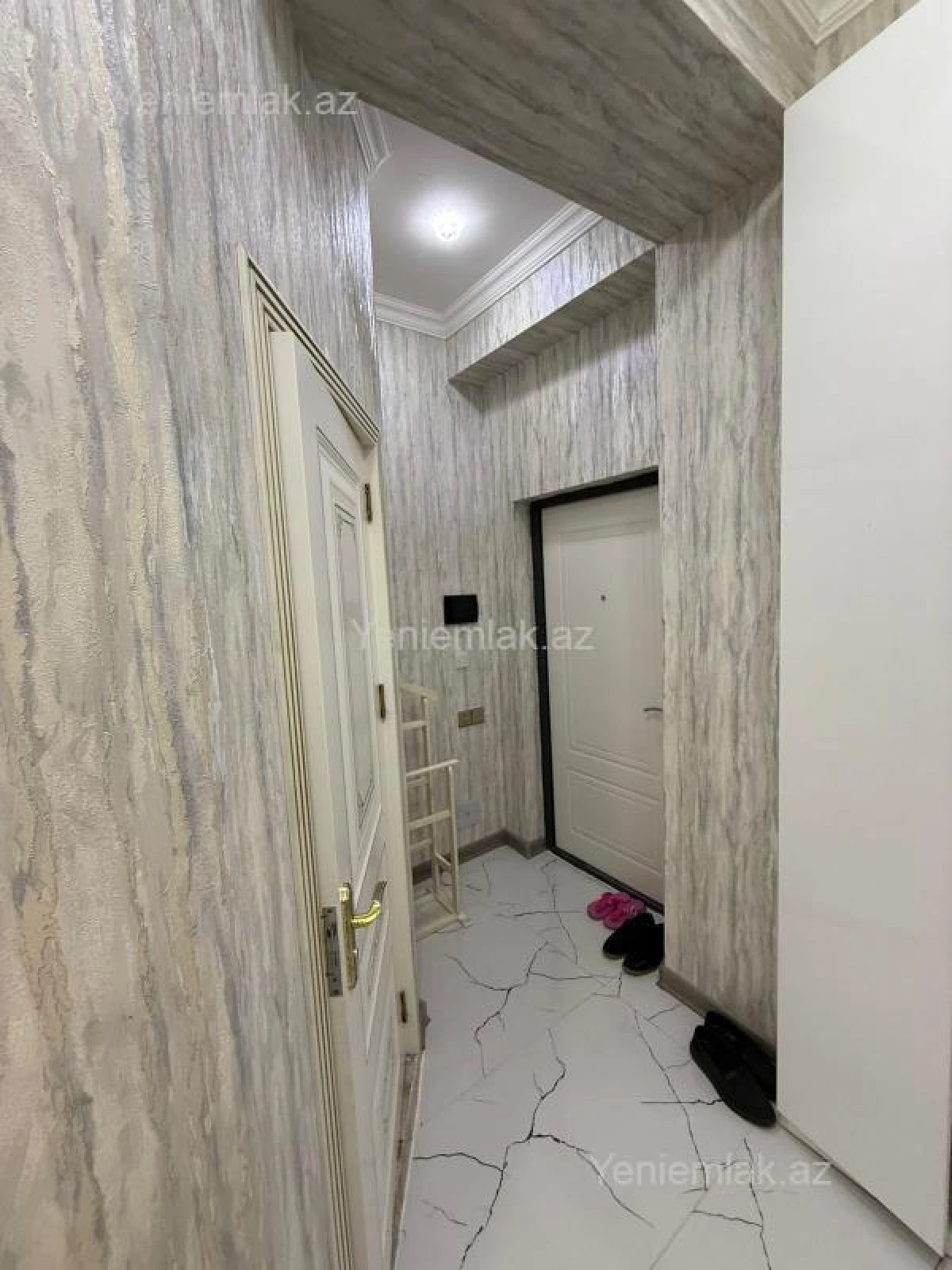 Satılır 2 otaqlı yeni tikili 50 m²