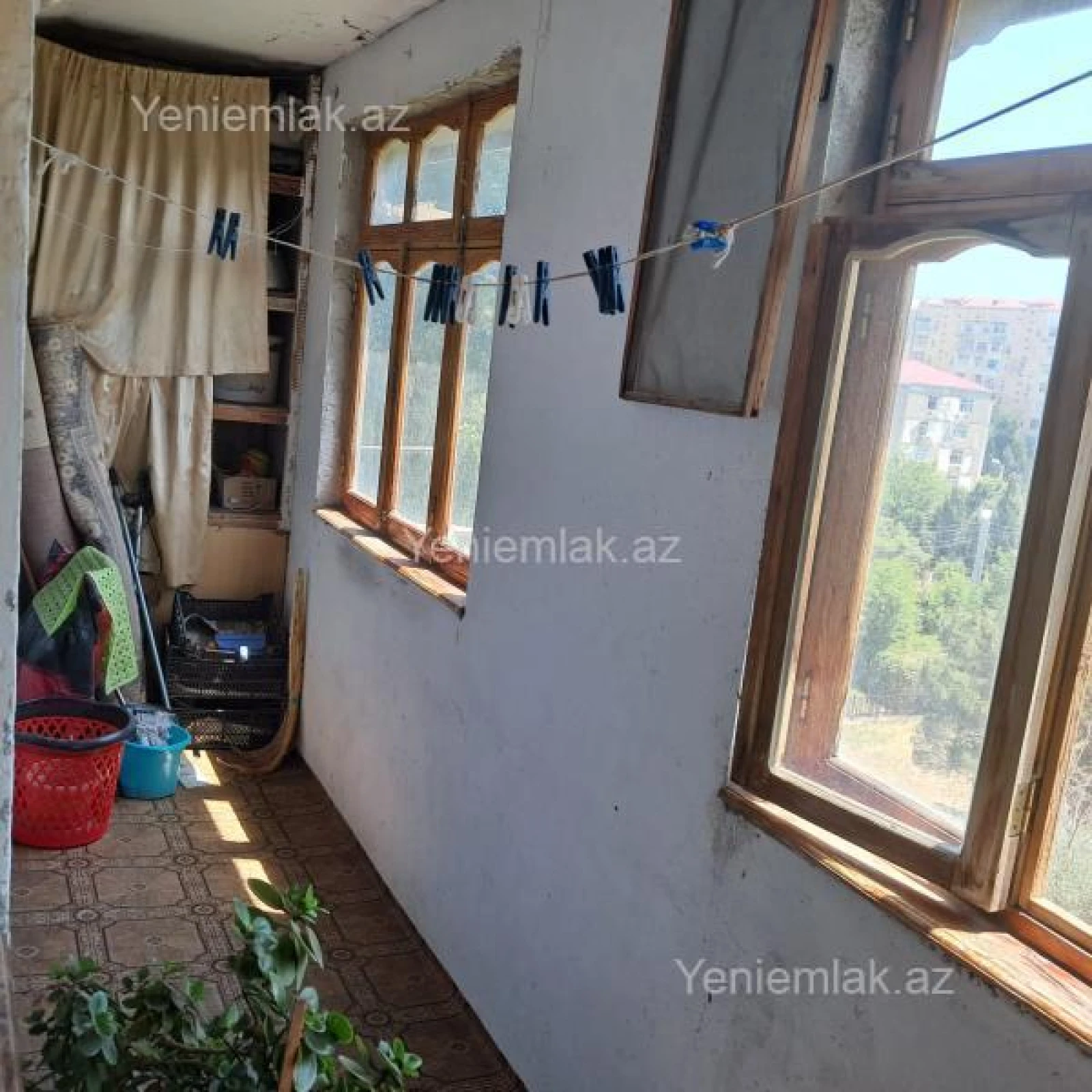 Satılır 3 otaqlı köhnə tikili 74 m²