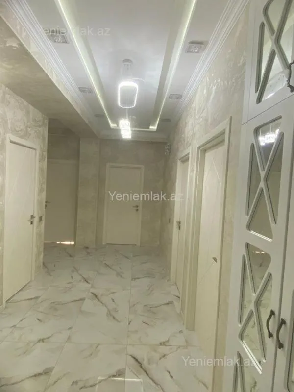 Satılır 3 otaqlı yeni tikili 117 m²