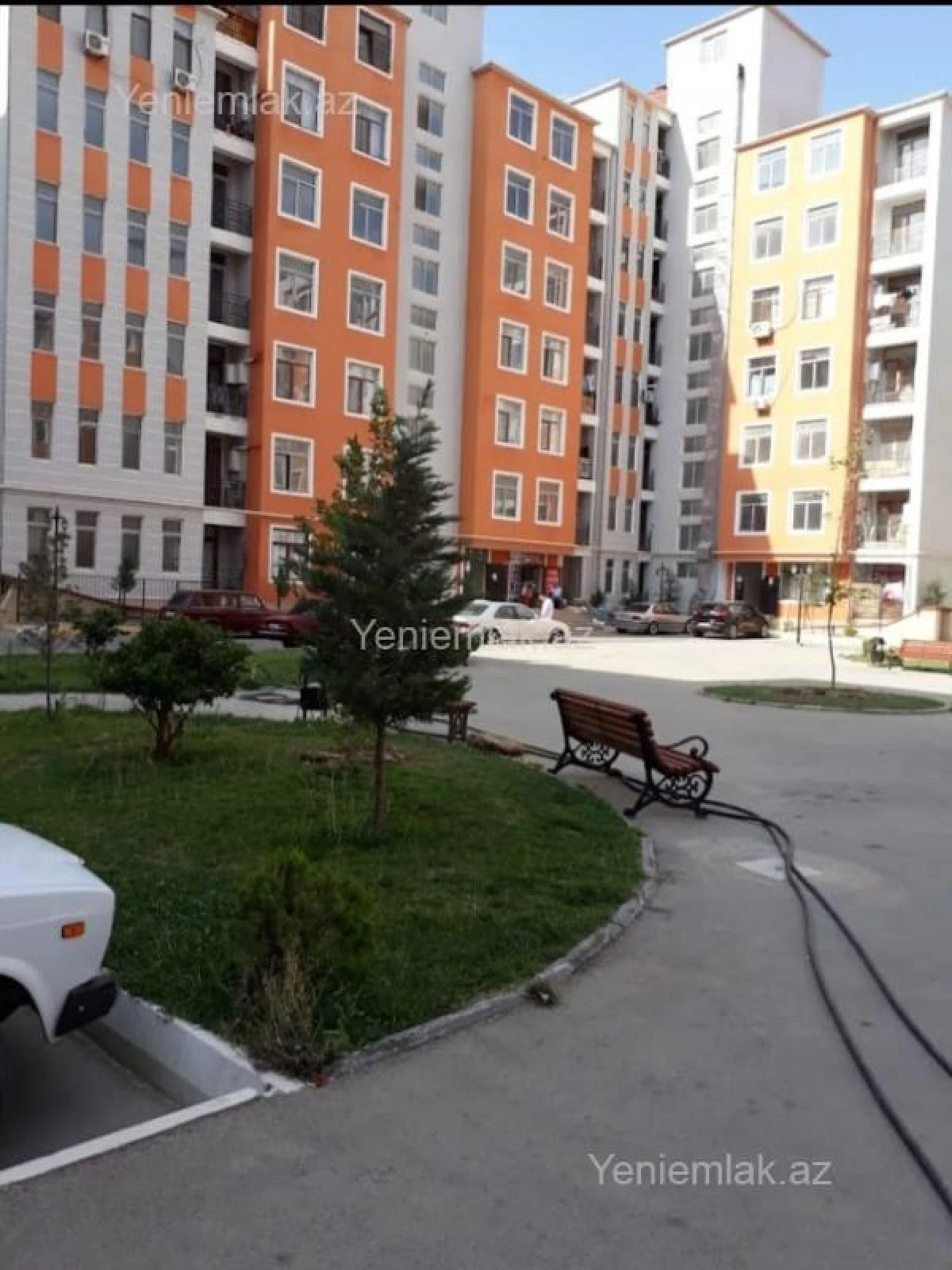 Satılır 3 otaqlı yeni tikili 122 m²