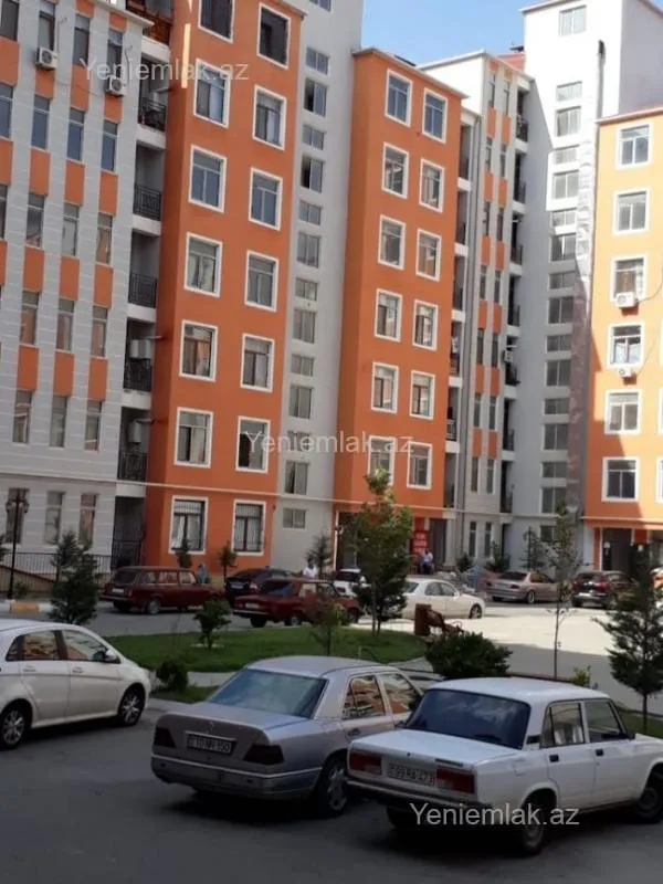 Satılır 3 otaqlı yeni tikili 122 m²