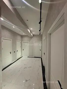 Satılır 3 otaqlı yeni tikili 95 m²