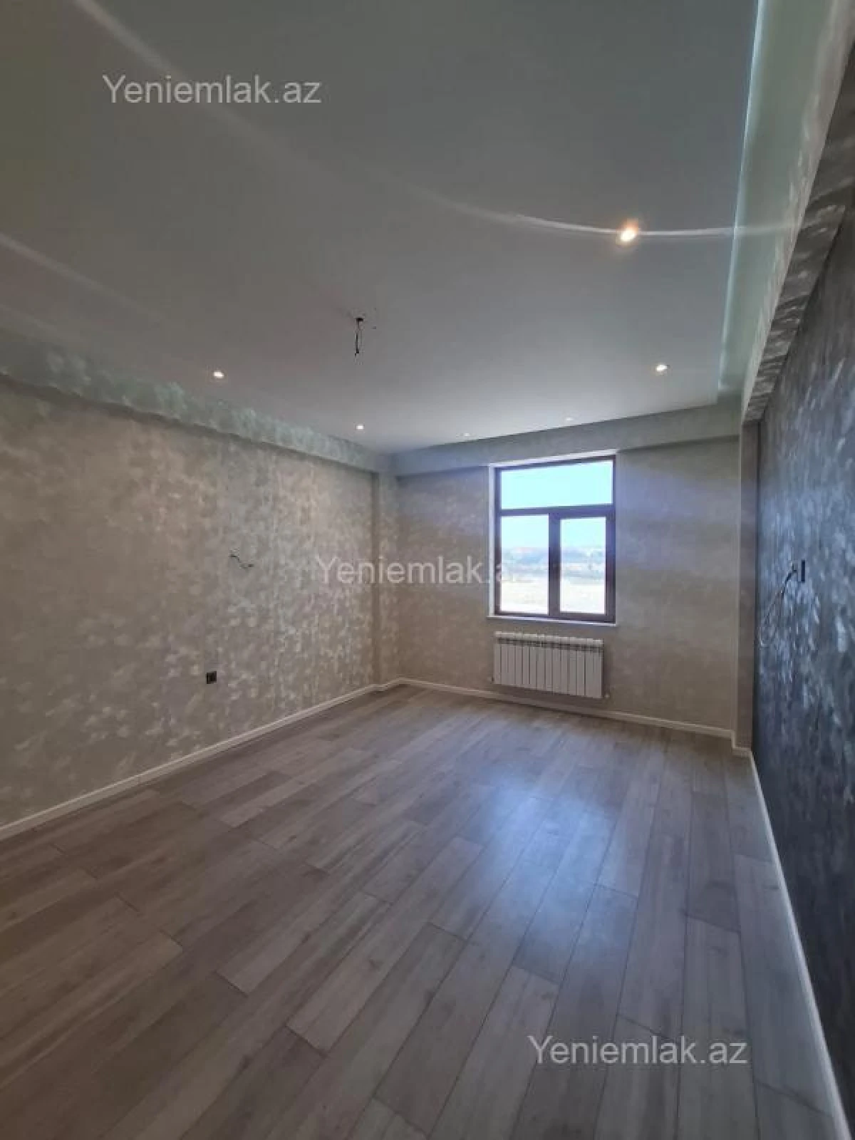 Satılır 3 otaqlı yeni tikili 95 m²