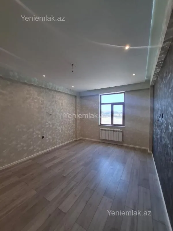 Satılır 3 otaqlı yeni tikili 95 m²