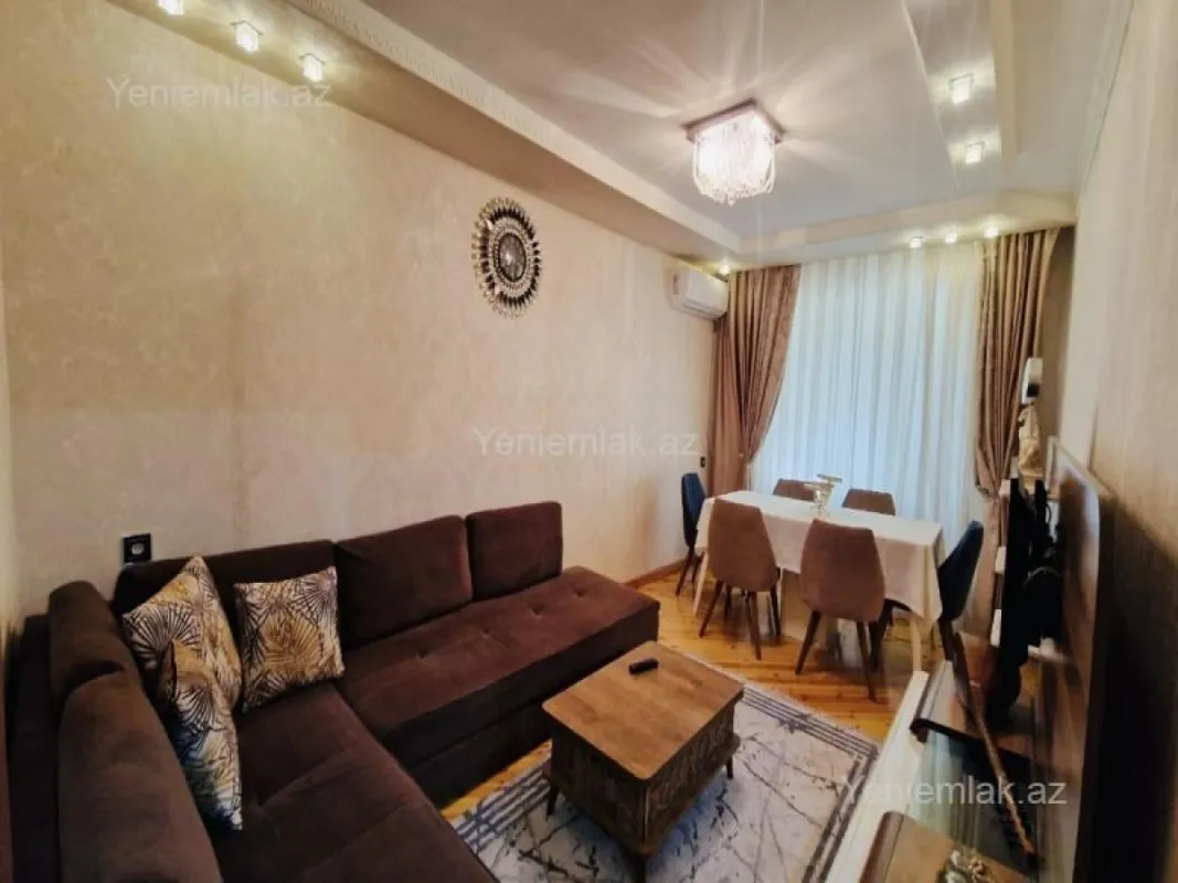 Satılır 3 otaqlı köhnə tikili 60 m²