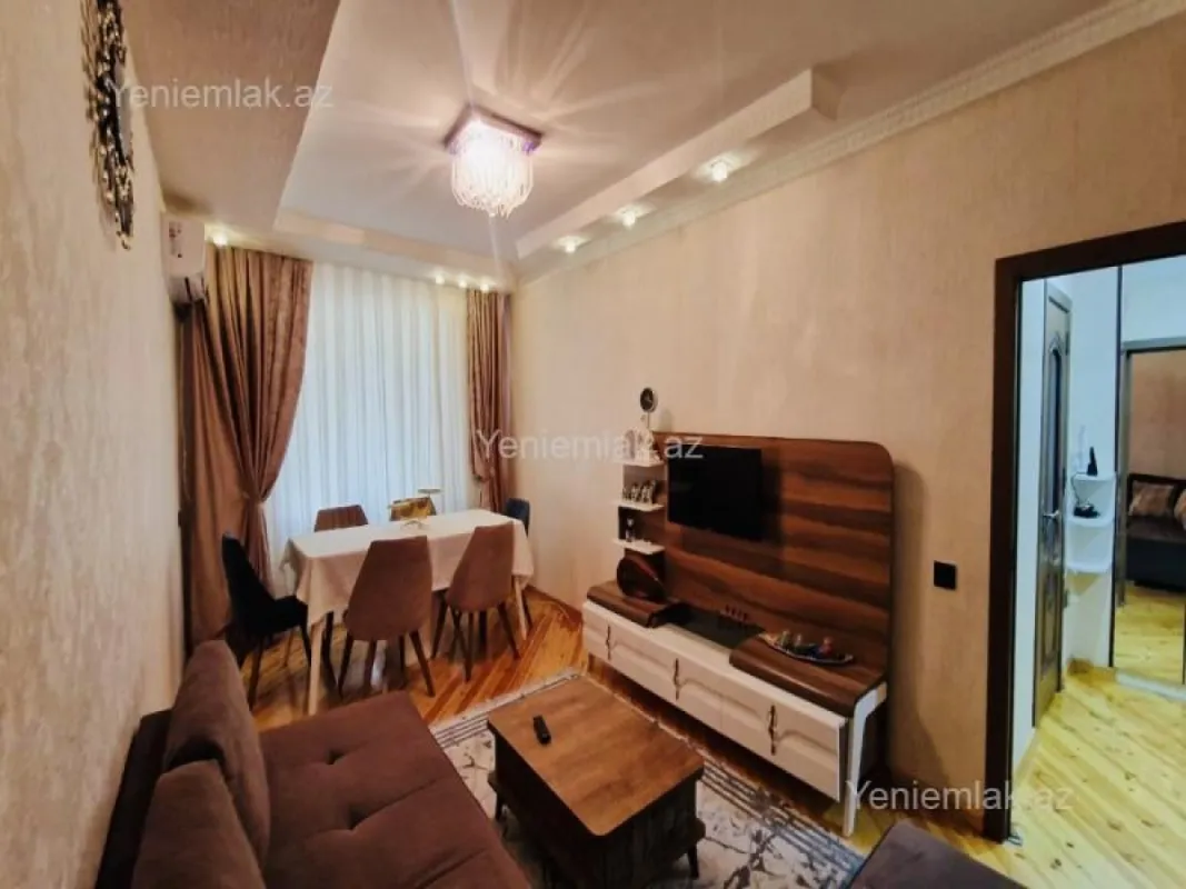 Satılır 3 otaqlı köhnə tikili 60 m²