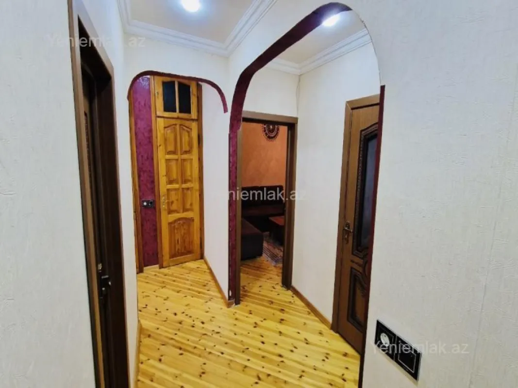 Satılır 3 otaqlı köhnə tikili 60 m²