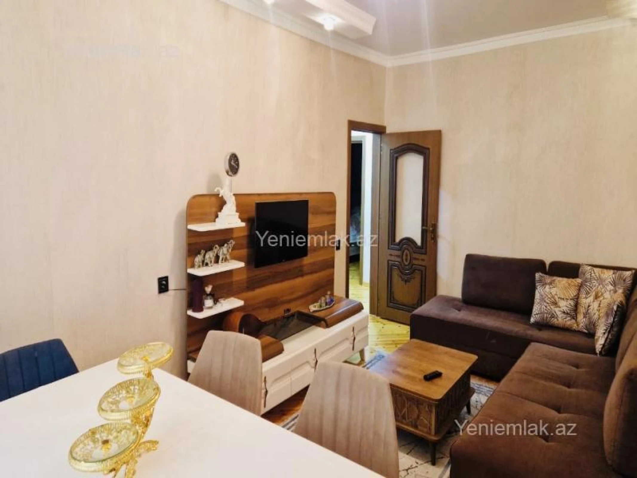 Satılır 3 otaqlı köhnə tikili 60 m²